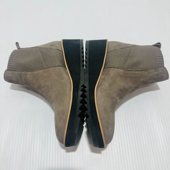 Eileen Fisher Lilou Women's US 6.5 Chelsea Bootie Rye Taupe Nubuck Wedge Heel - Picture 10 of 14